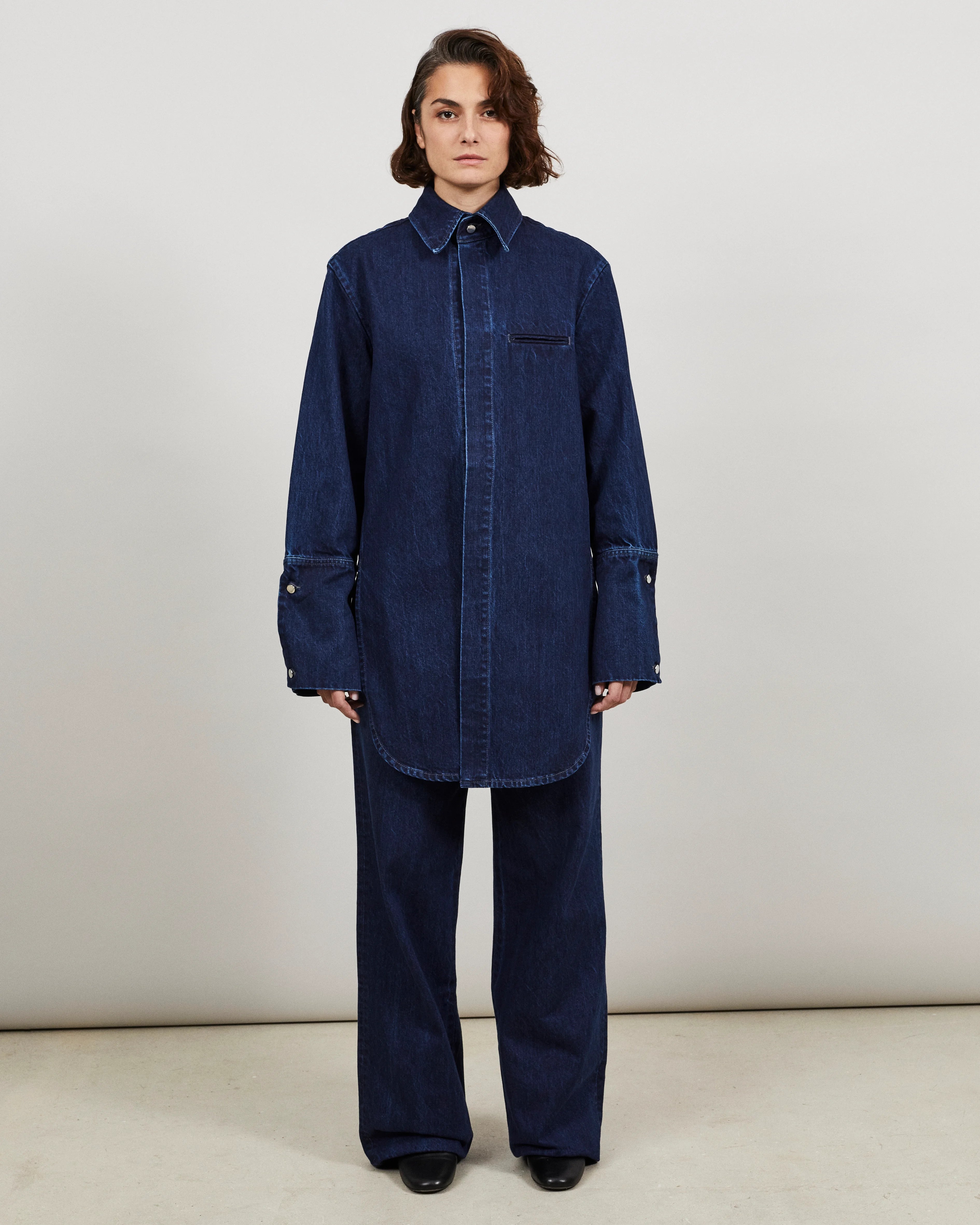 CINTA - Maxi shirt in indigo denim