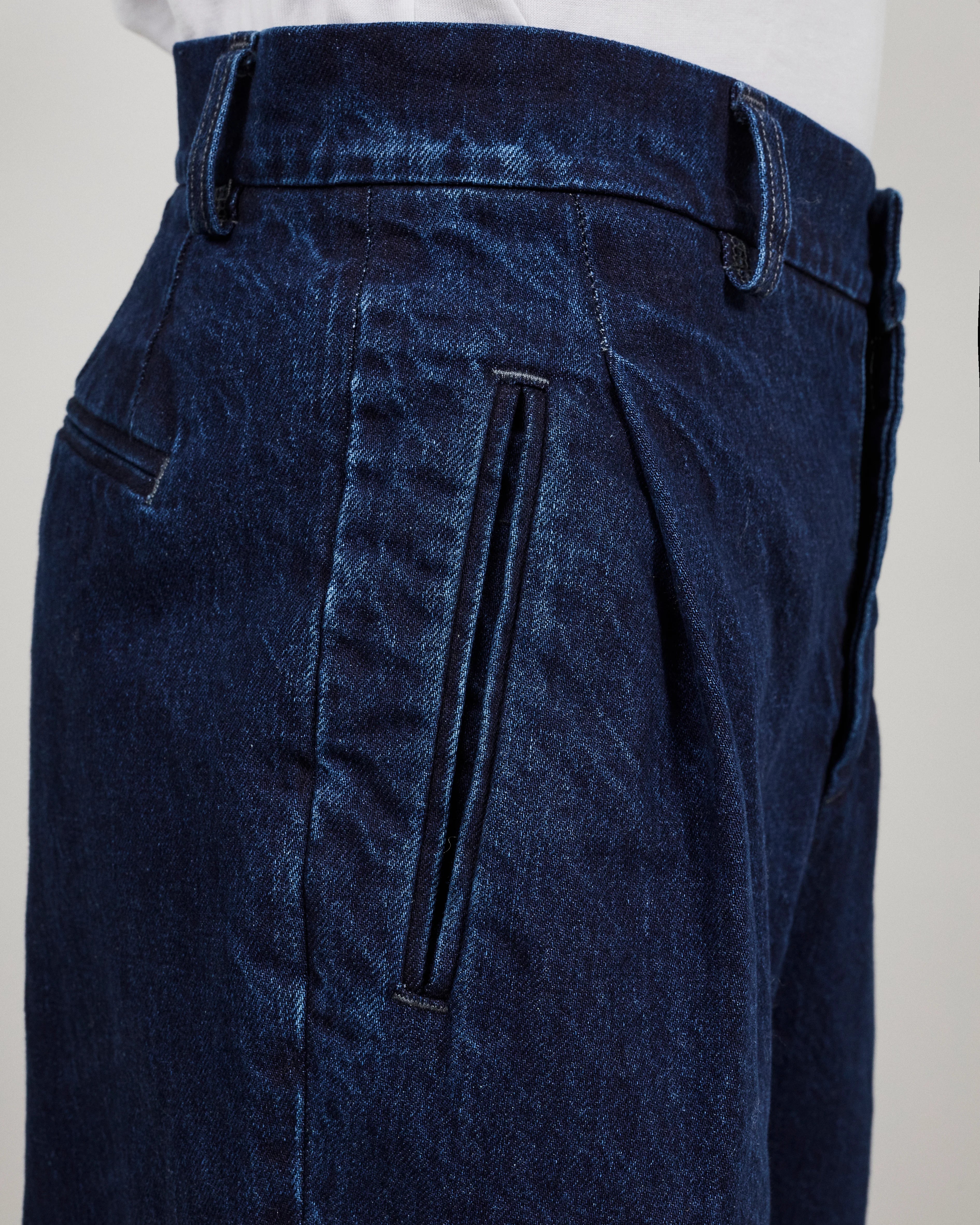 SOUTH - PLEATED TROUSER IN INDIGO DENIM