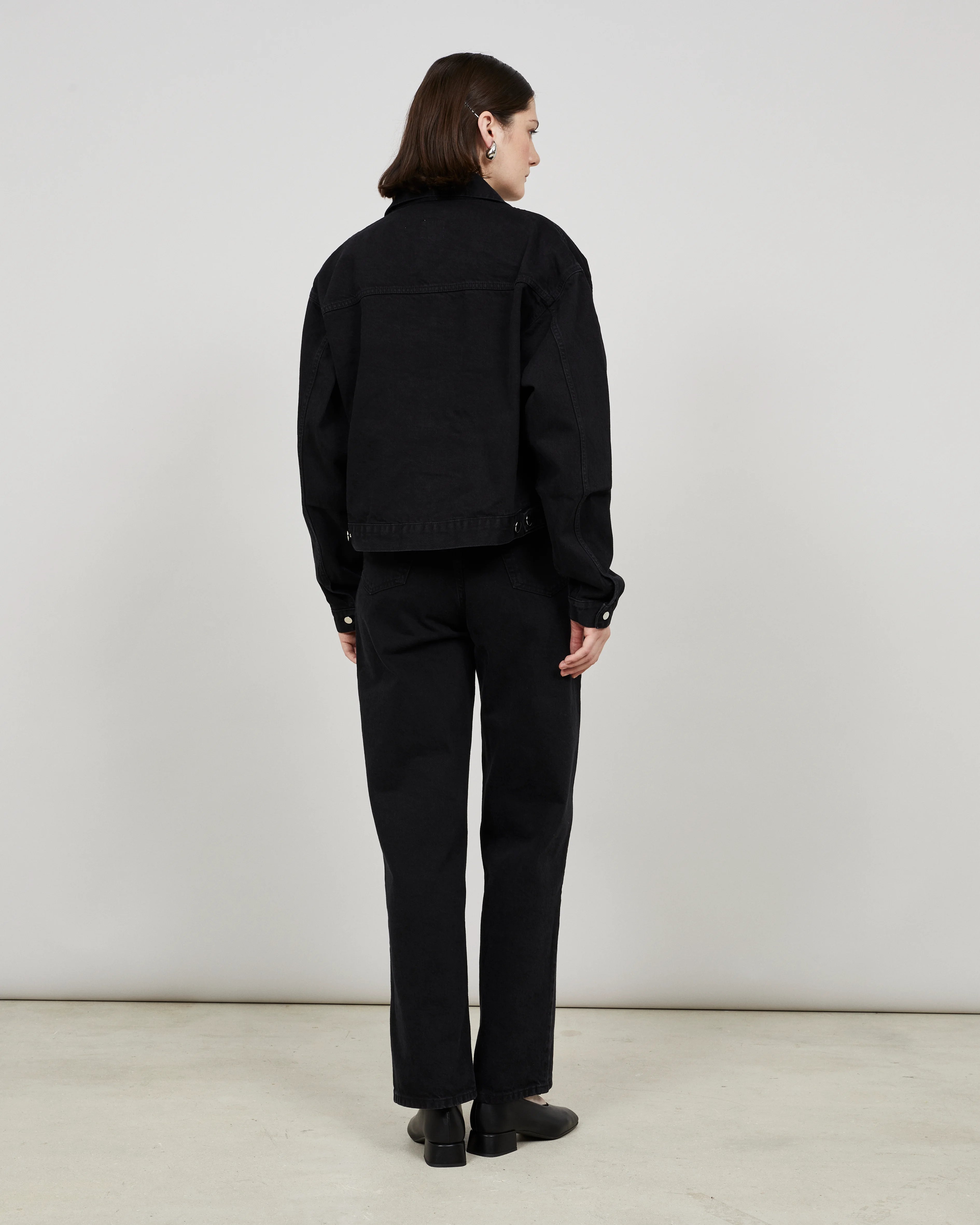 CORTO - Cropped jacket in washed denim