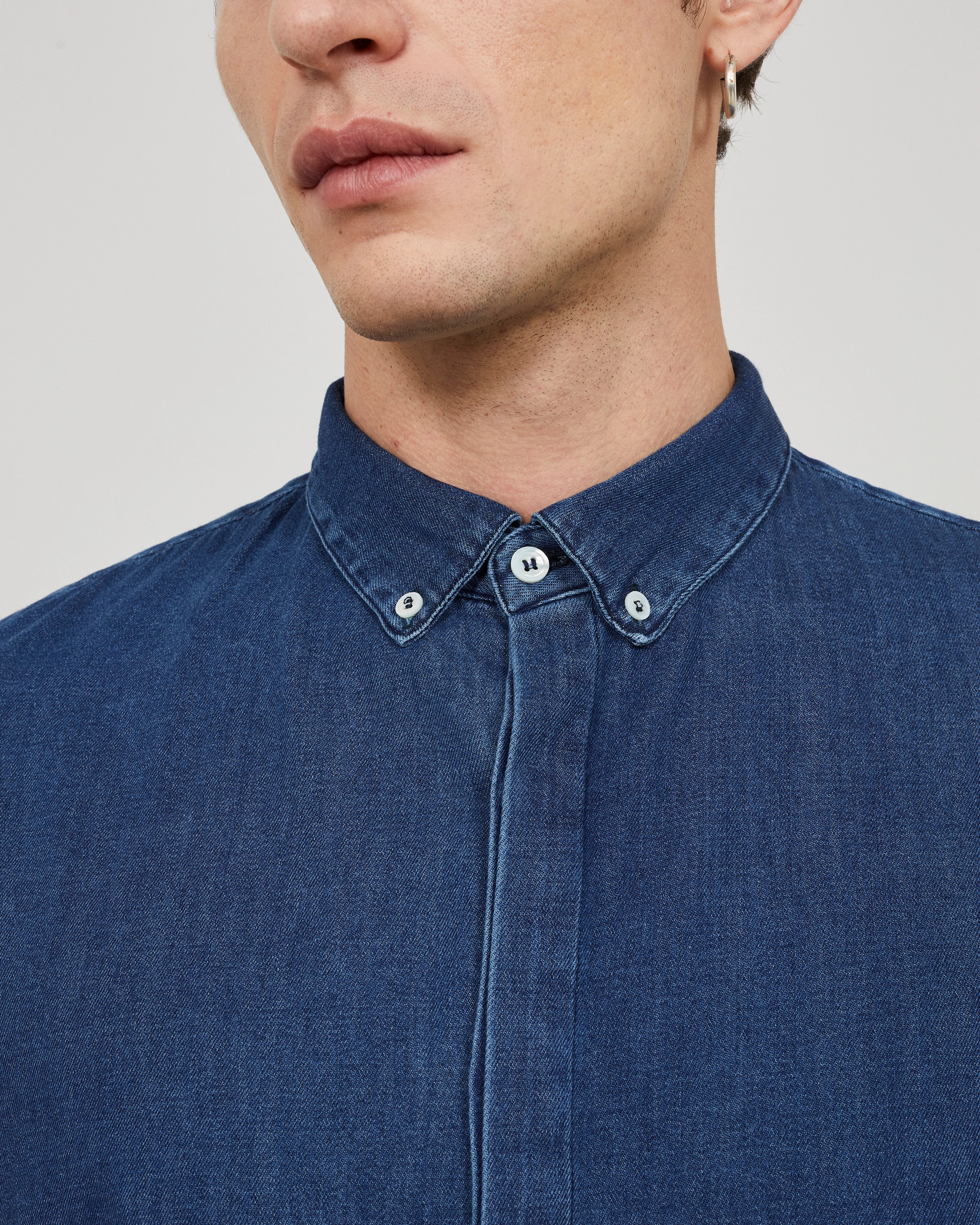 ORIGIN - Classic shirt in washed denim