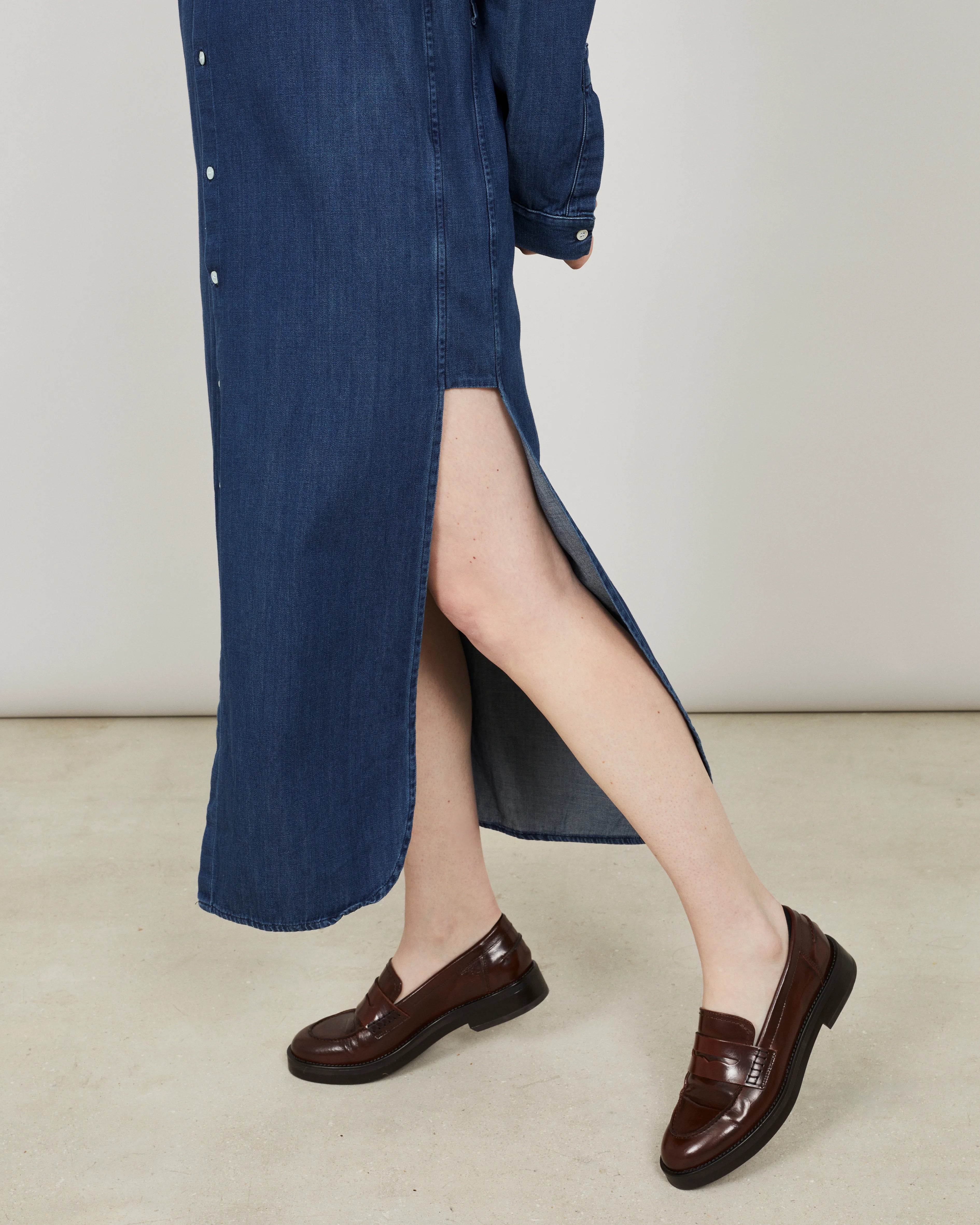 RISE - Shirt dress in washed denim