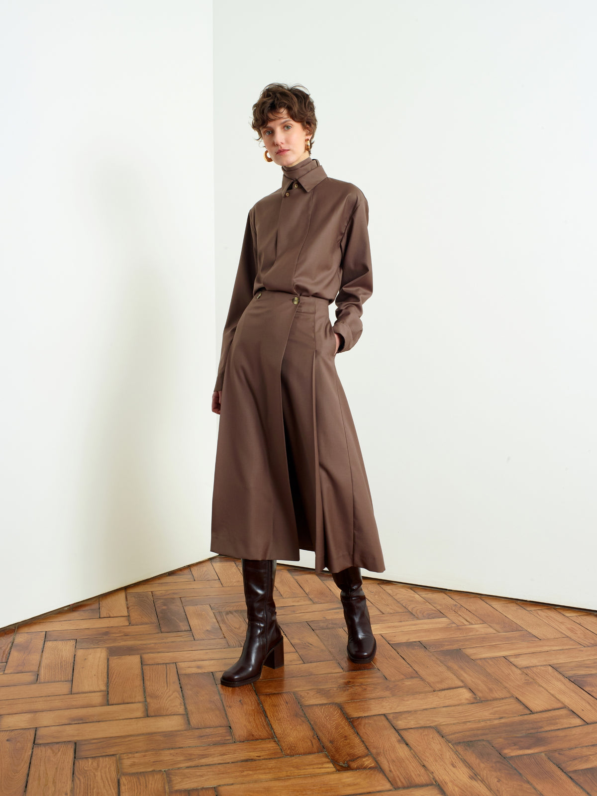 SENSU - Pleated skirt in Super 130's merino wool