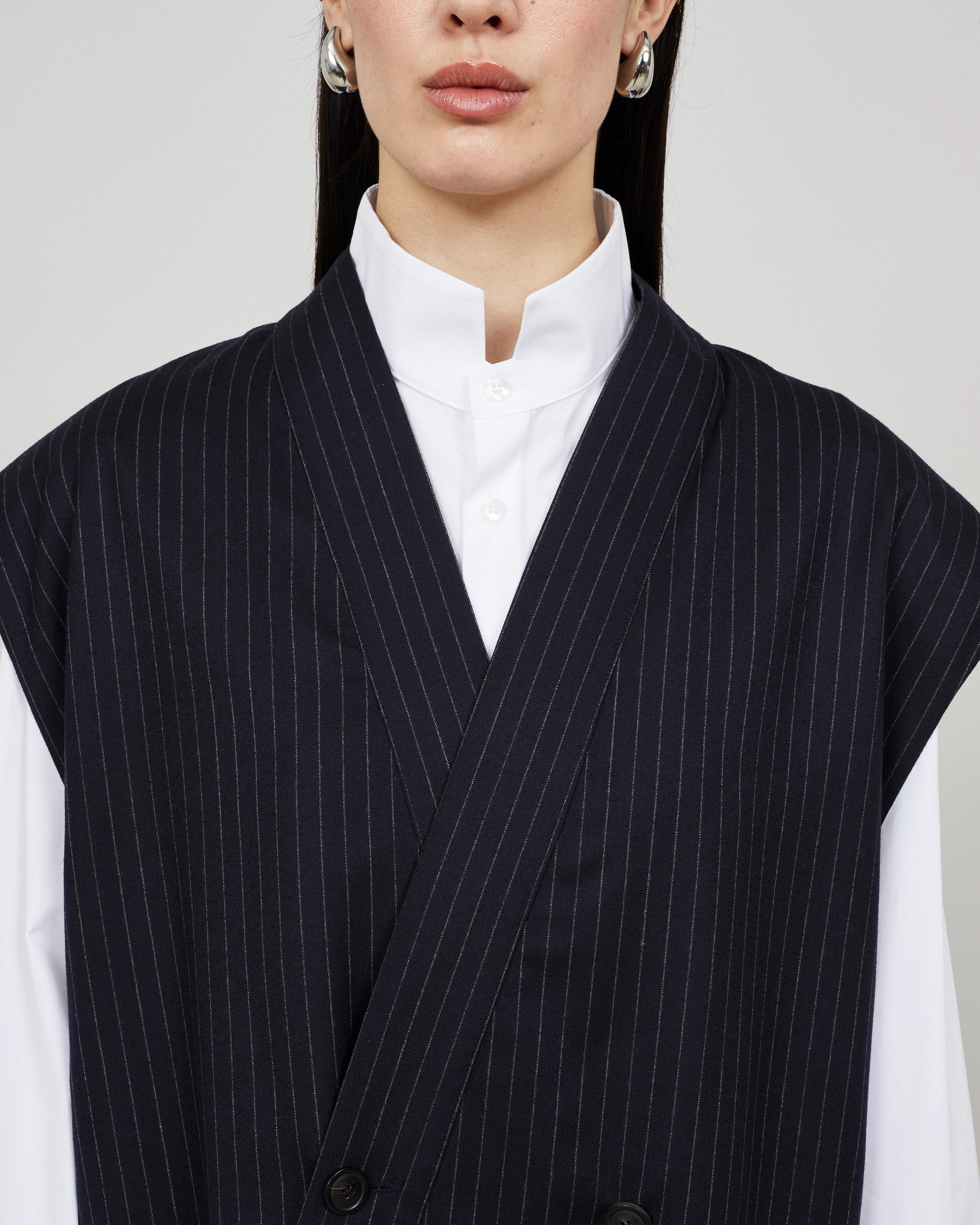 WESTE - Kimono-inspired vest in pinstriped flannel