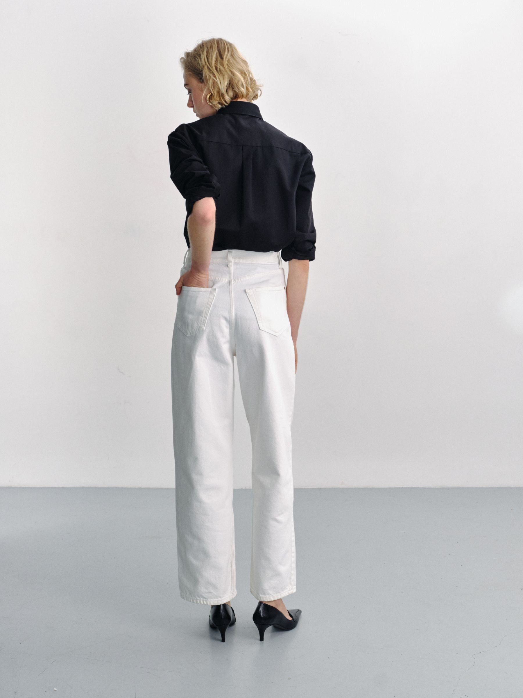 LARS - Wide leg jeans in ecru denim