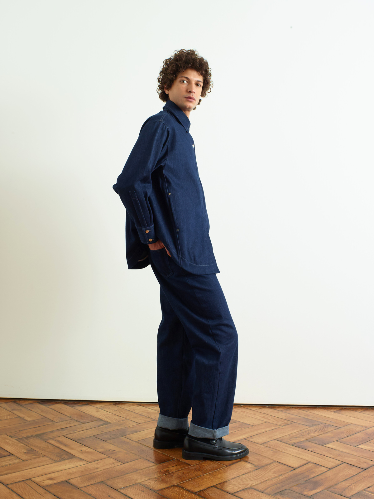 KRYS - Straight overshirt in indigo denim