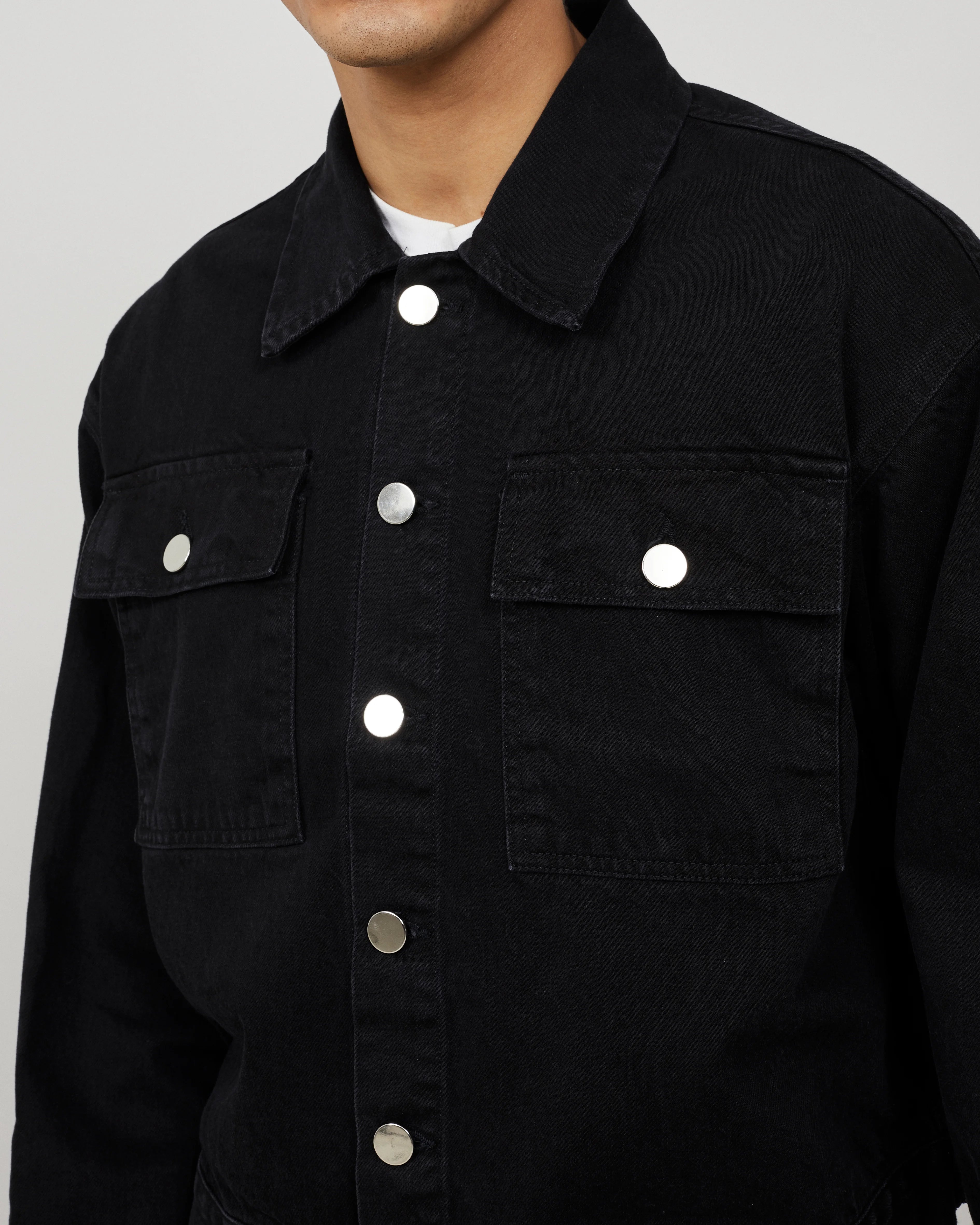 CORTO - Cropped jacket in washed denim