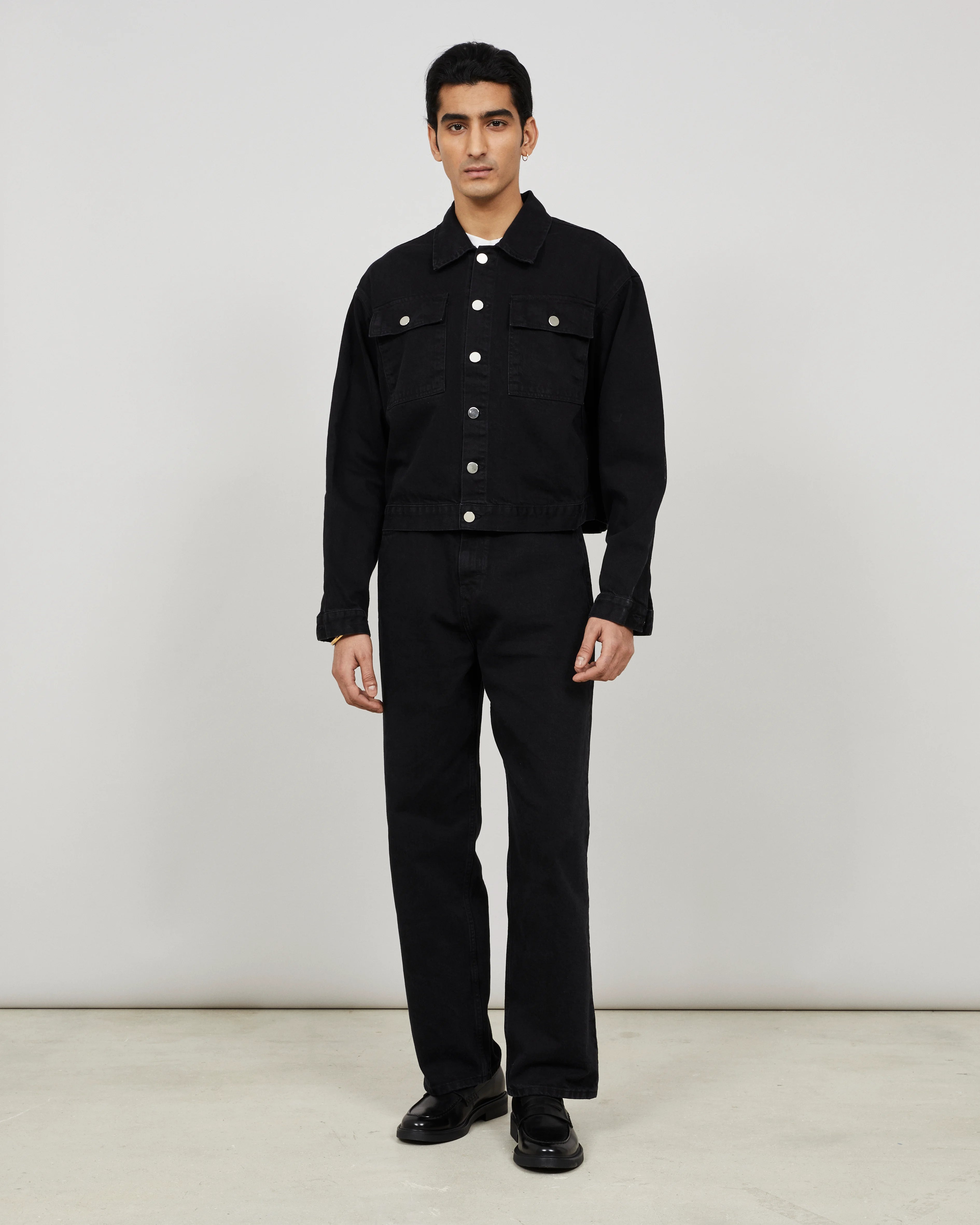 CORTO - Cropped jacket in washed denim