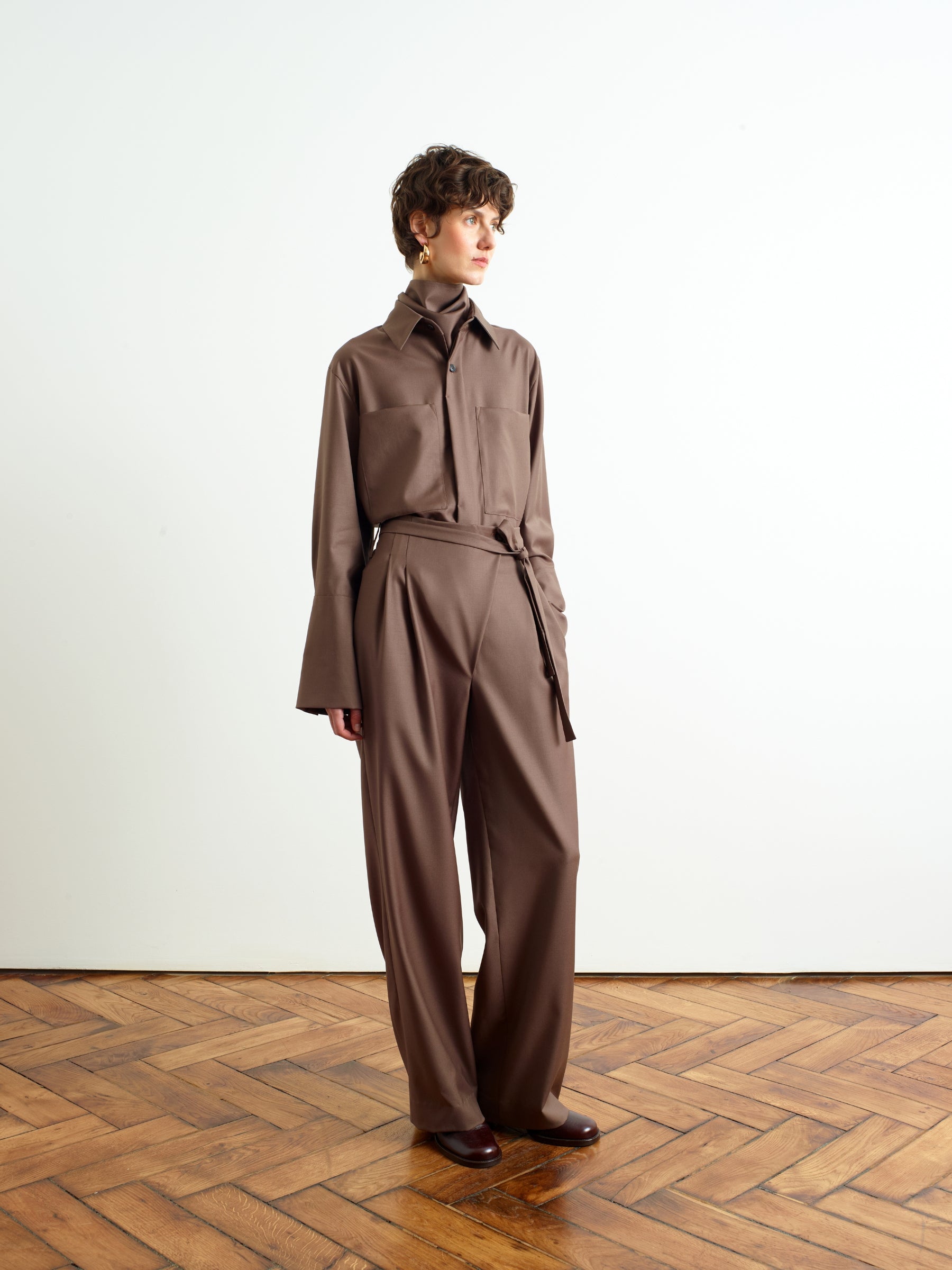 FOLD - Pleated straight-leg trousers in Super 130's merino wool
