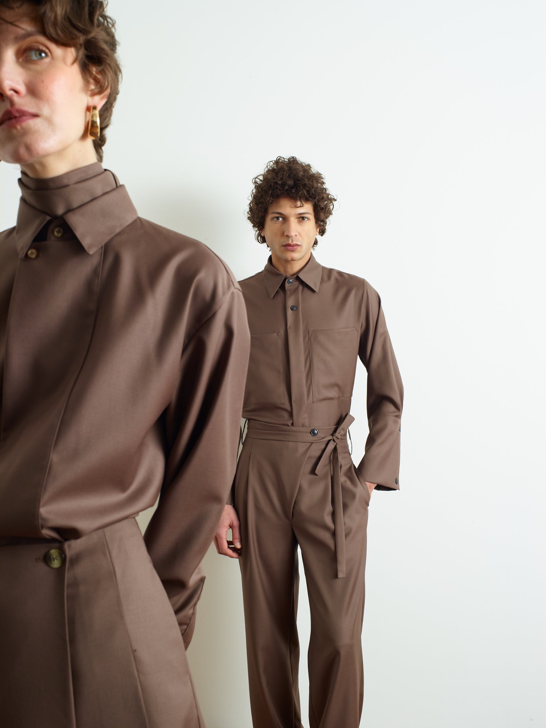 FOLD - Pleated straight-leg trousers in Super 130's merino wool