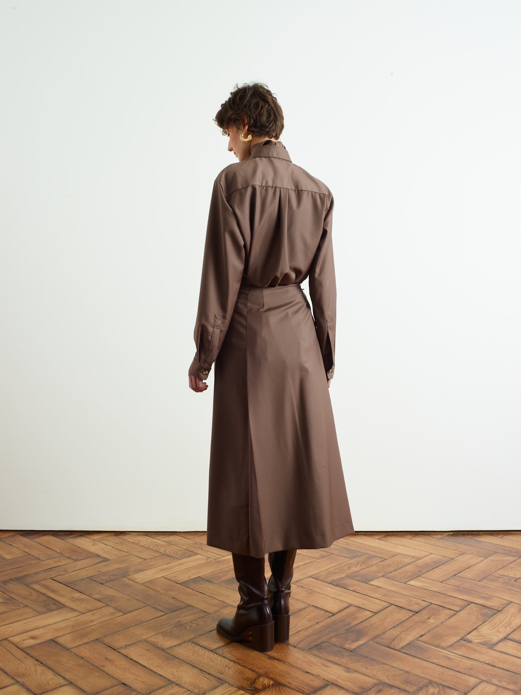 SENSU - Pleated skirt in Super 130's merino wool