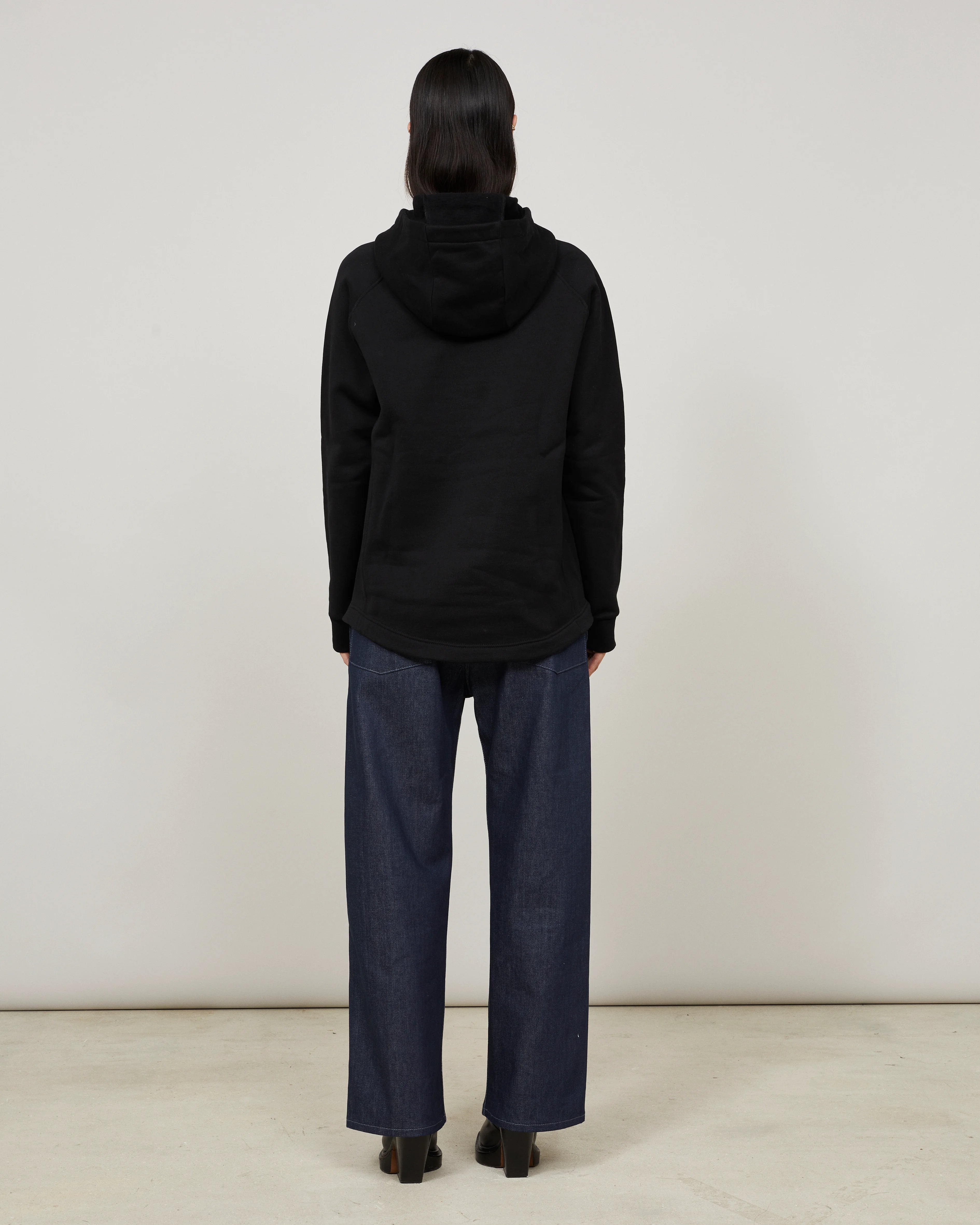 SOLACE - Hooded sweater