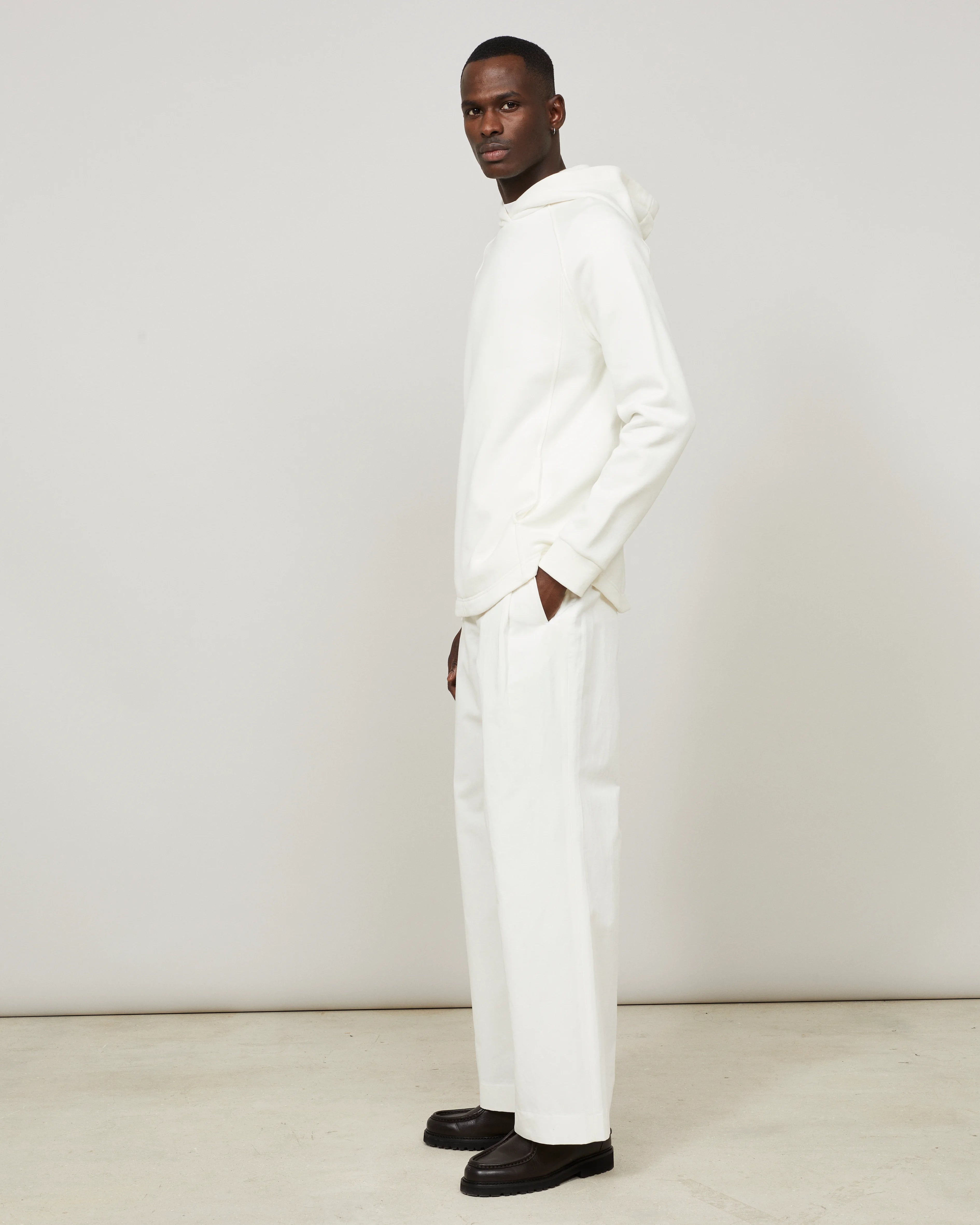 SOLACE - Hooded sweater
