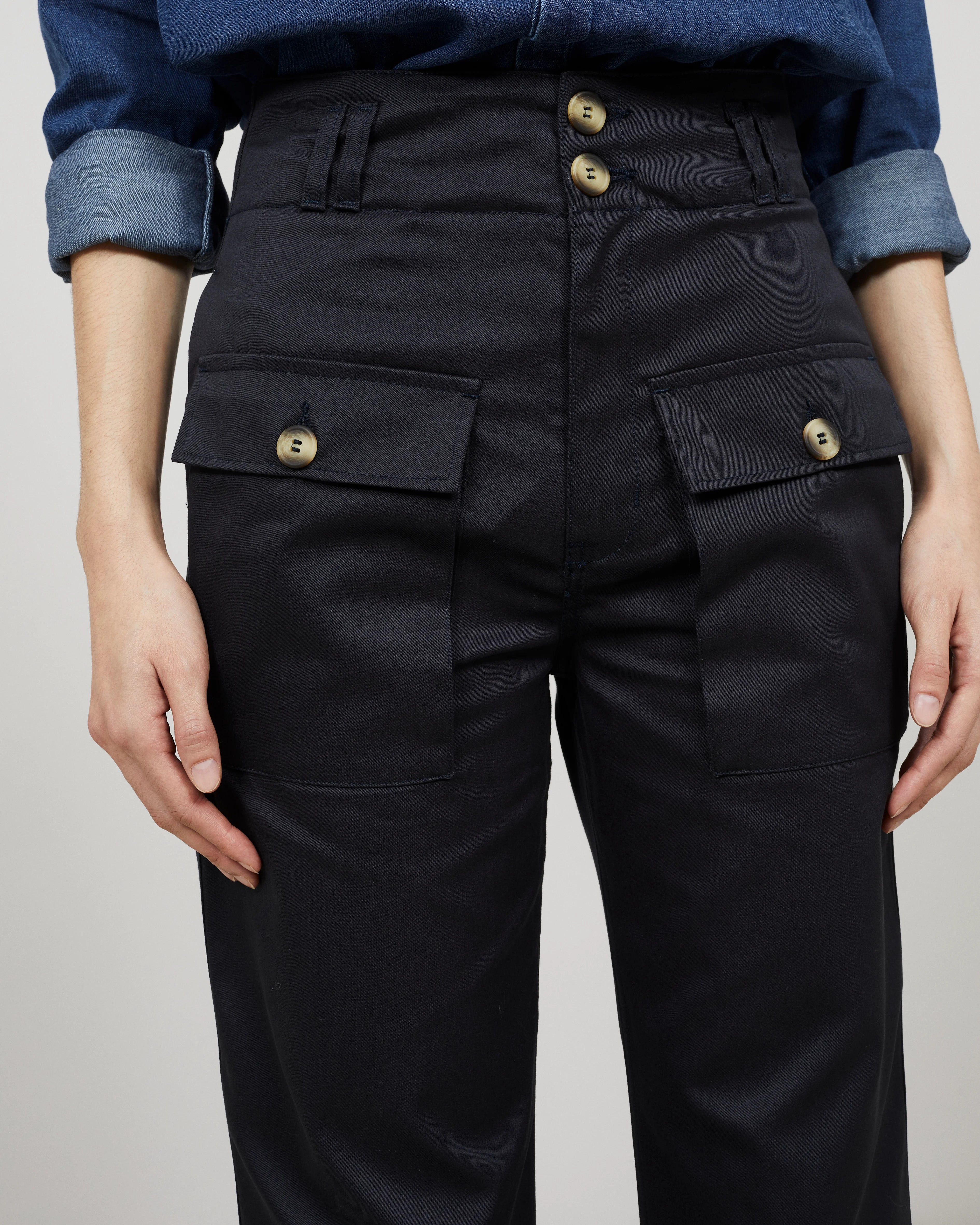 UTOR - Cargo trouser in gabardine