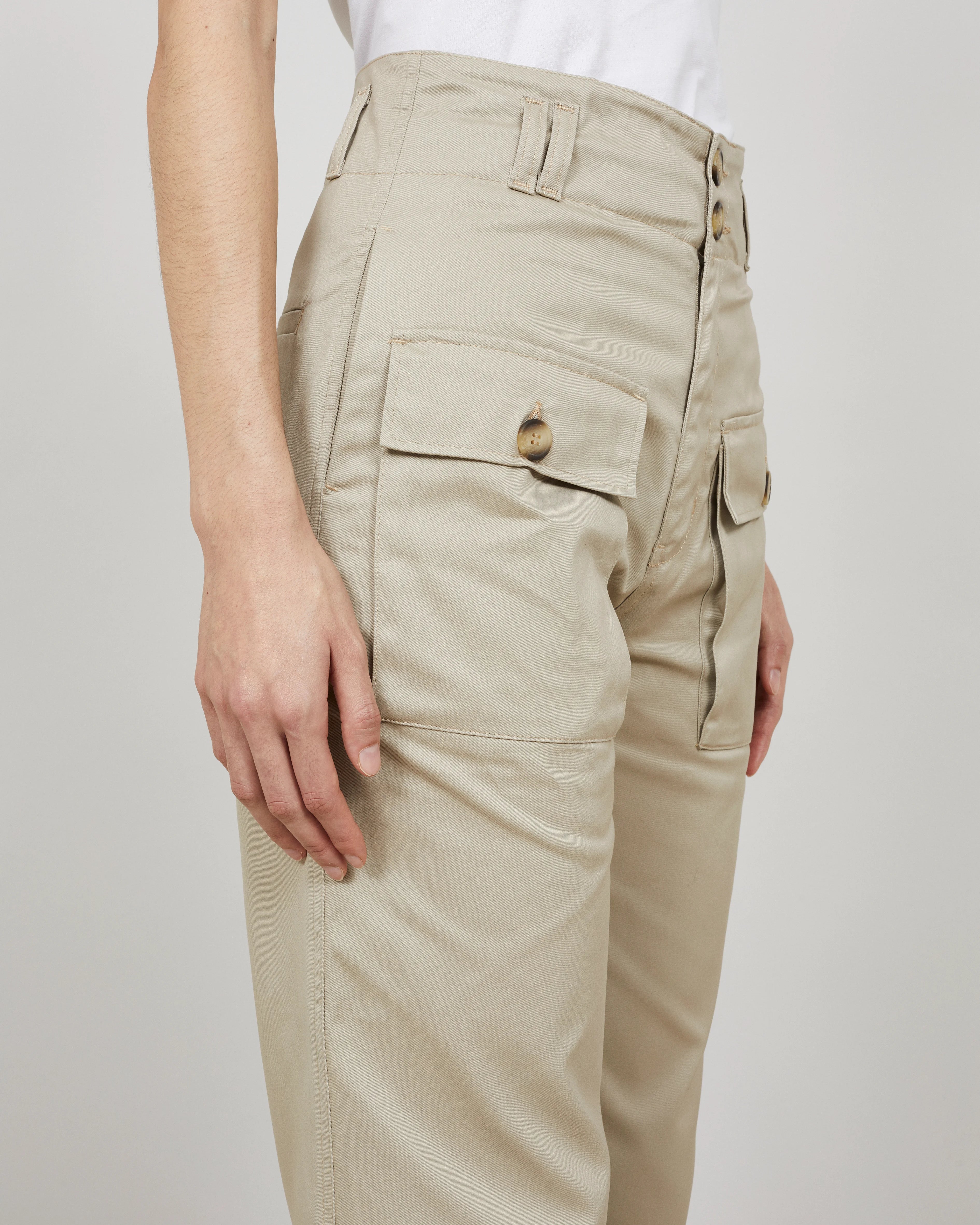 UTOR - Cargo trouser in gabardine